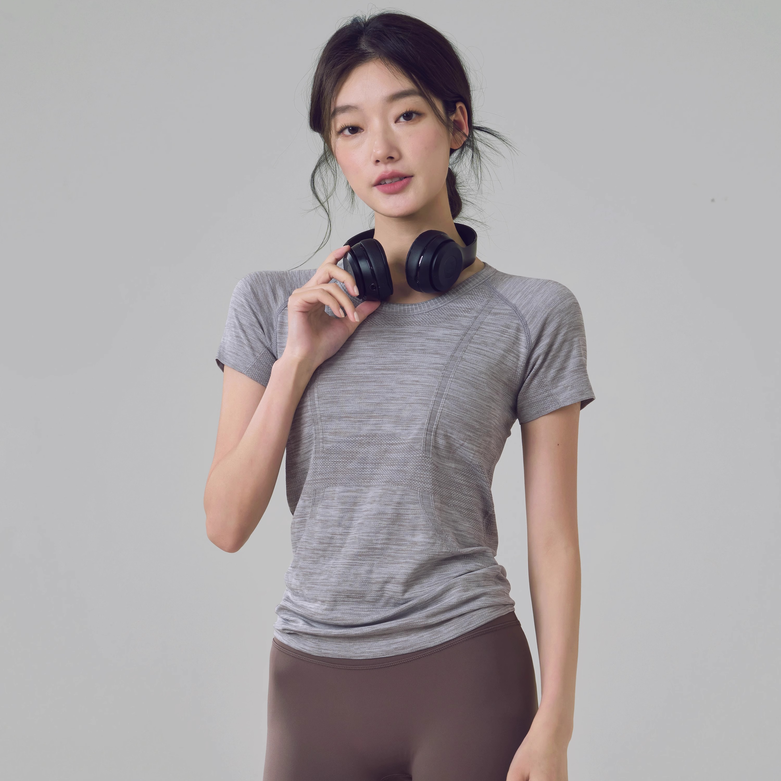 休闲瑜伽服短袖女无缝透气速干运动T恤弹力修身普拉提健身上衣新