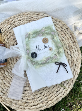 原创爱丽丝主题婚礼誓言卡户外草坪森系誓言本绿色毛线纽扣保证书