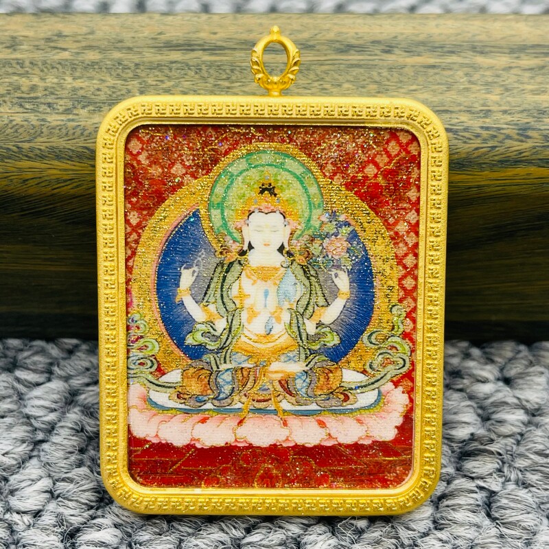 洒金手绘四臂观音属鼠生肖本命佛唐卡佛牌护身符吊坠金色噶乌盒