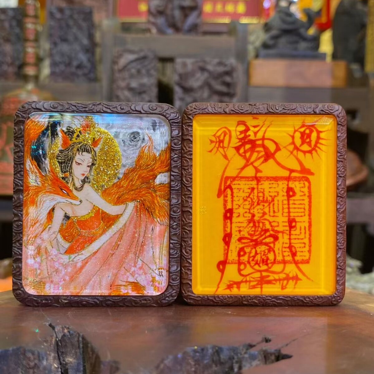 双面洒金手绘美女狐狸+纯手绘讳字枣木唐卡道牌镶银北斗