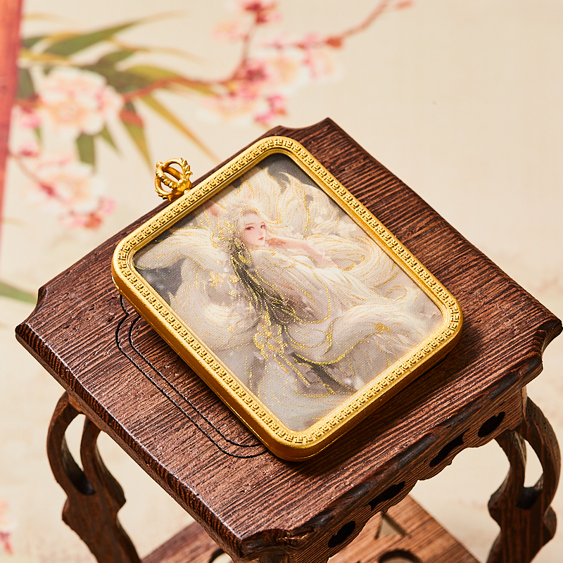 正品描金手绘美女狐狸唐卡佛牌护身符吊坠牌铜镀金噶乌盒车挂饰品
