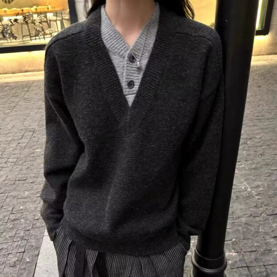 小众设计感情侣装假两件V领针织衫毛衣慵懒风休闲百搭长袖上衣潮