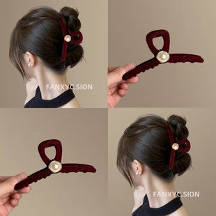 高级感赫本风~秋冬丝绒大号发量多抓夹后脑勺气质发夹珍珠鲨鱼夹