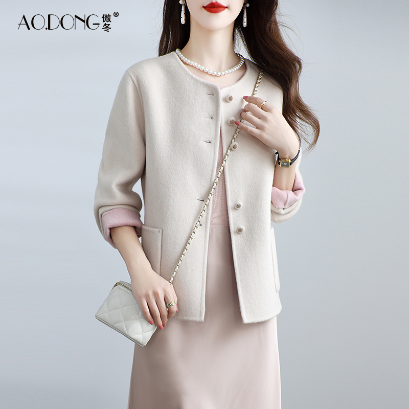 2025新款高级感双面绒大衣女短款羊毛呢子小个子减龄显瘦外套秋冬