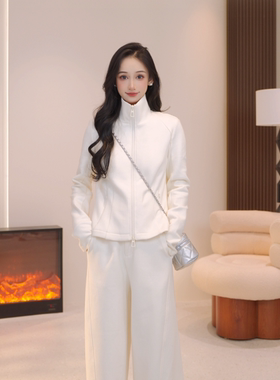 Basic House/百家好2025秋冬新款设计师休闲百搭加绒两件套DDP54