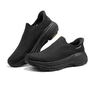 SkechersSKECHERS2026新款男士轻薄透气舒适百搭专业跑步鞋220569