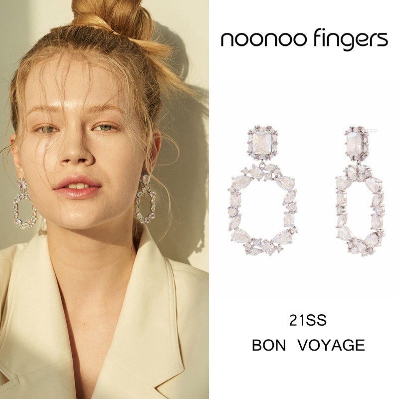 乌尤尼小镇韩国noonoofingers21新款华丽超闪AB涂层水晶耳钉耳夹