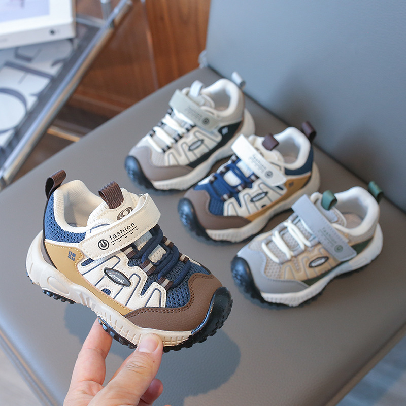 儿童运动鞋户外防滑男童鞋子秋季新款小童鞋学生男孩单鞋跑步鞋潮