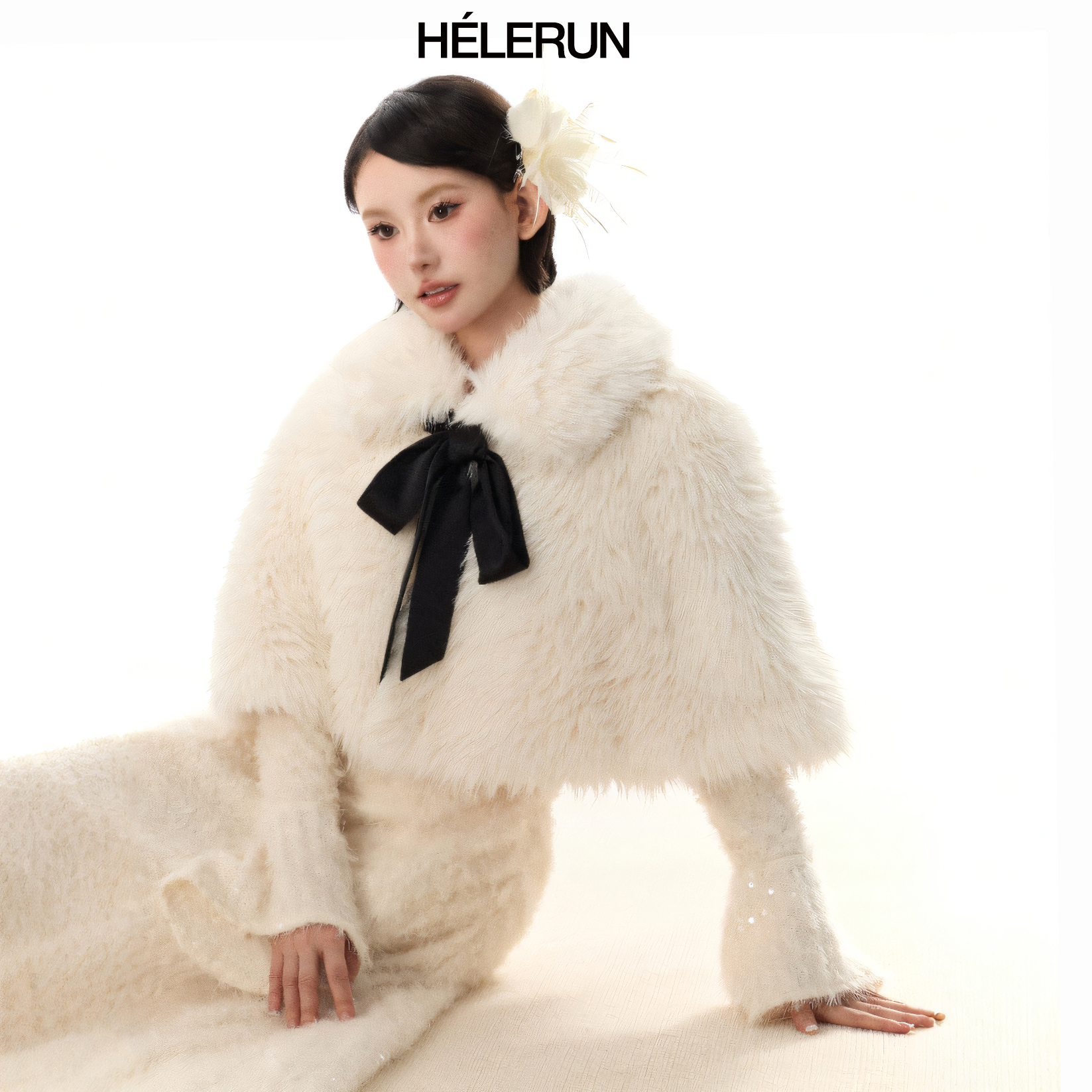 HELERUN 雪色布偶 原创亮丝蝴蝶结系带毛绒皮草斗篷外套