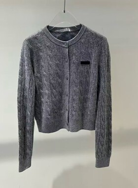 商场同款2025冬季新款圆领绞花针织开衫短款毛衣女AR804149-1280