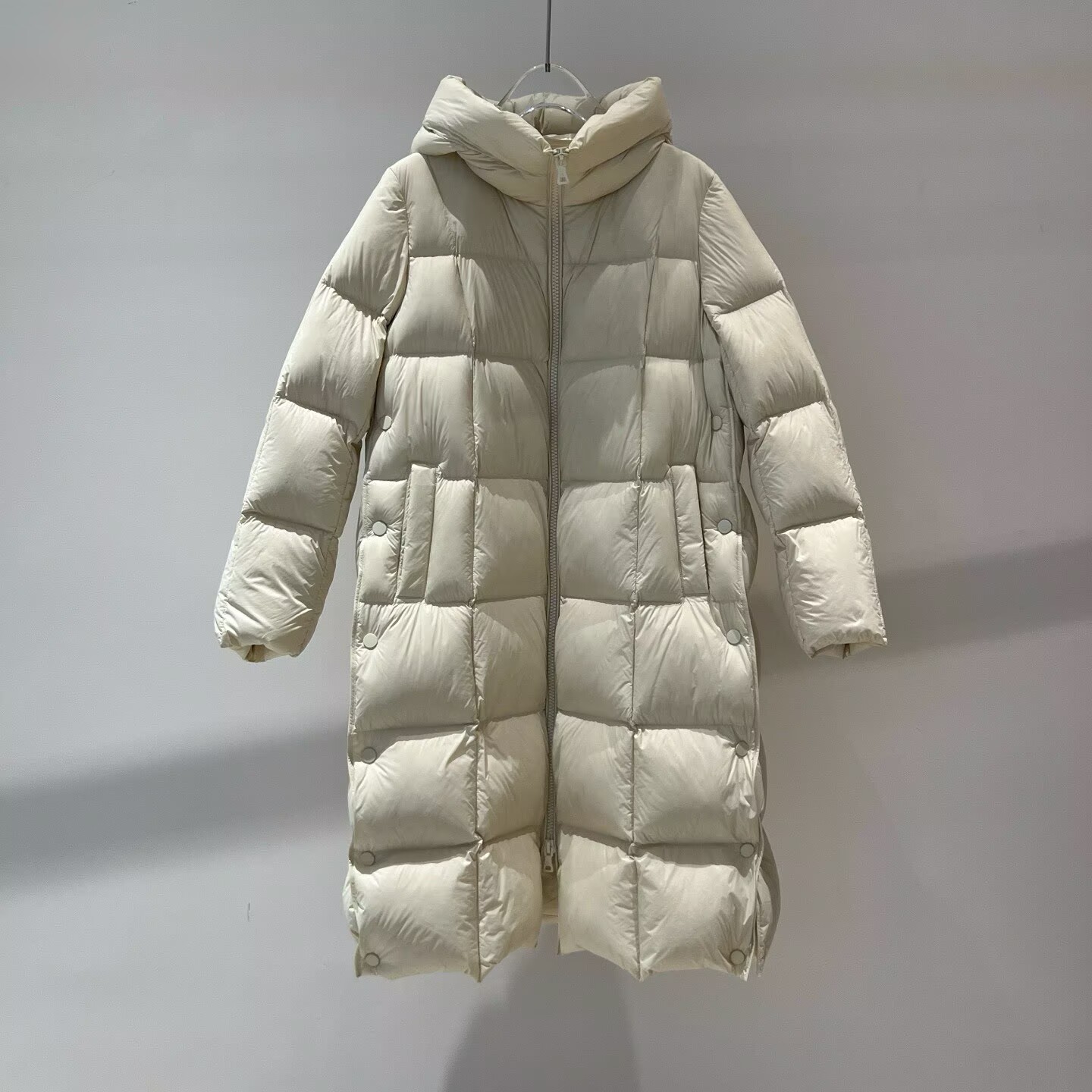 商场同款2025年冬季新黄色连帽轻薄中长款羽绒服女AR004110-2580