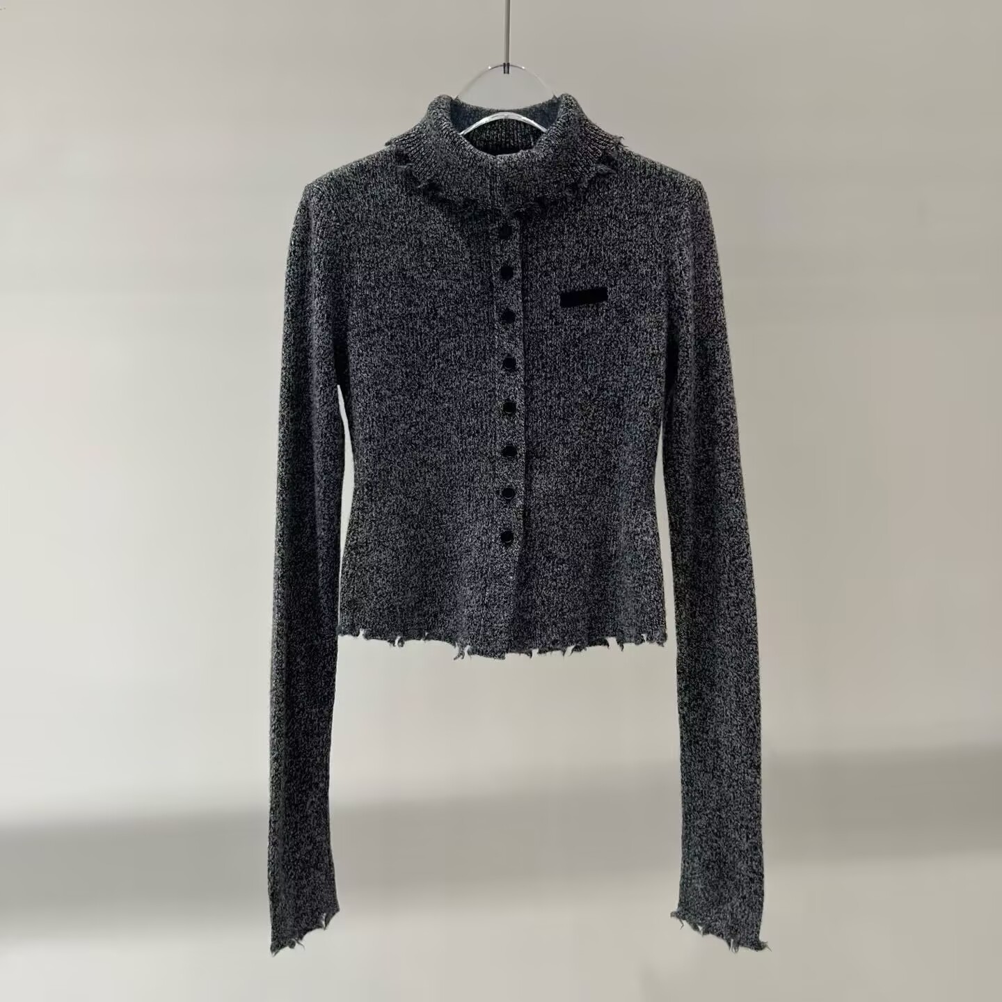 商场同款2025秋季新时尚黑白色立领短款针织衫开衫女AC804171-889