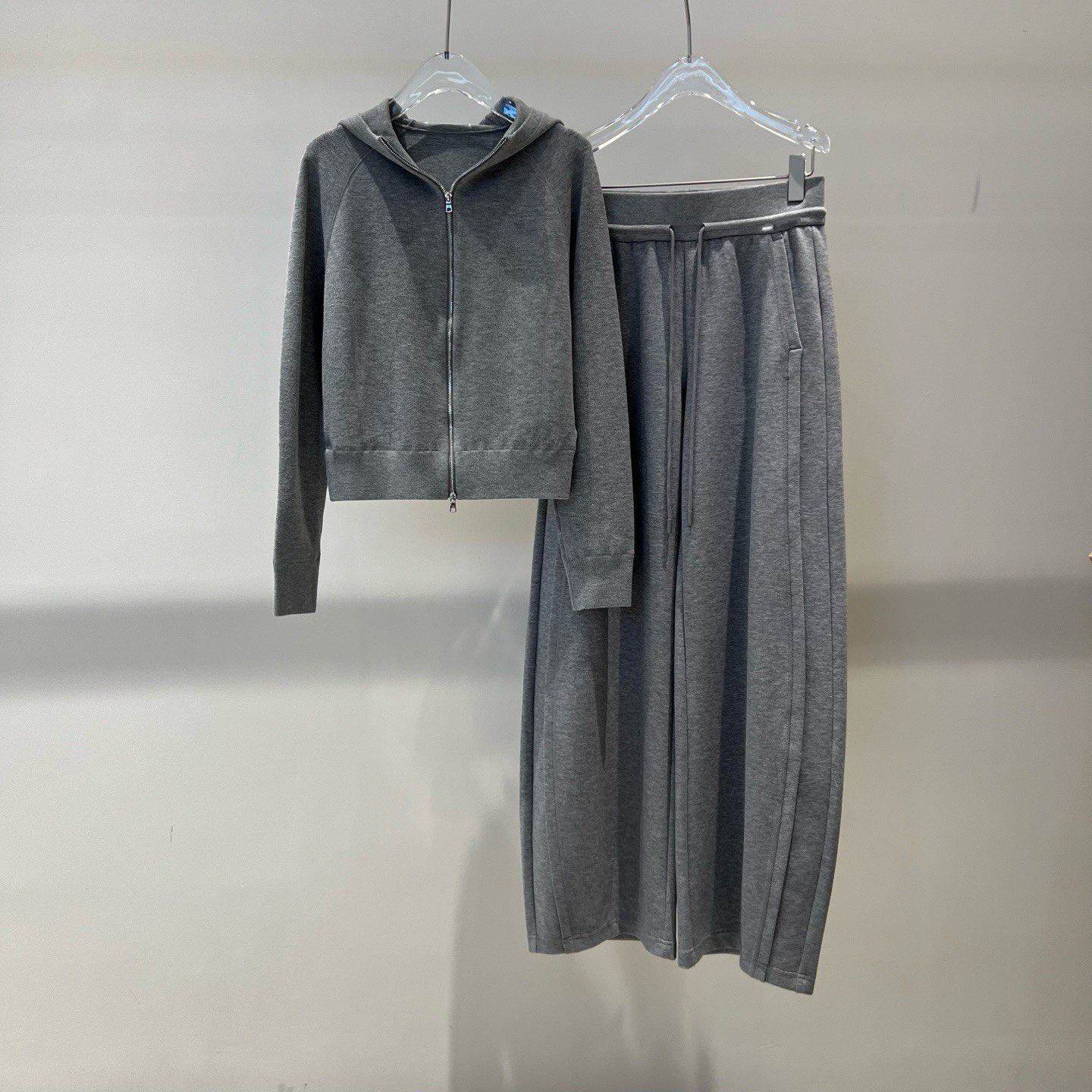 商场同款2026春季新款灰色连帽拉链卫衣短外套裤子套装女BR181157,女装/女士精品,时尚套装,淘宝优惠券,粉丝福利购,淘宝优惠卷