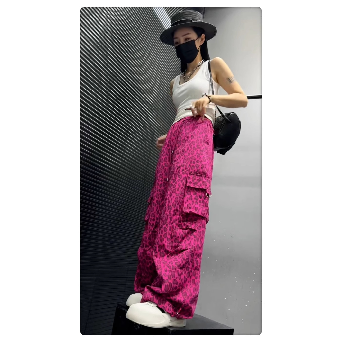 欧货豹纹工装裤女2025秋季新款个性抽折裤脚抽绳大口袋松紧腰长裤