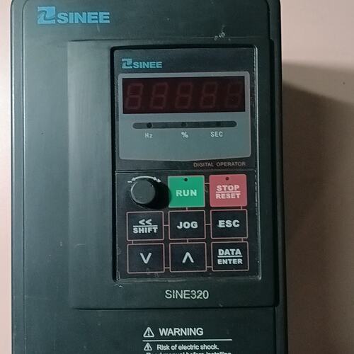 议价SLNE变频器SLNE320-4R0SLNE320-2R2SLNE320-5R5