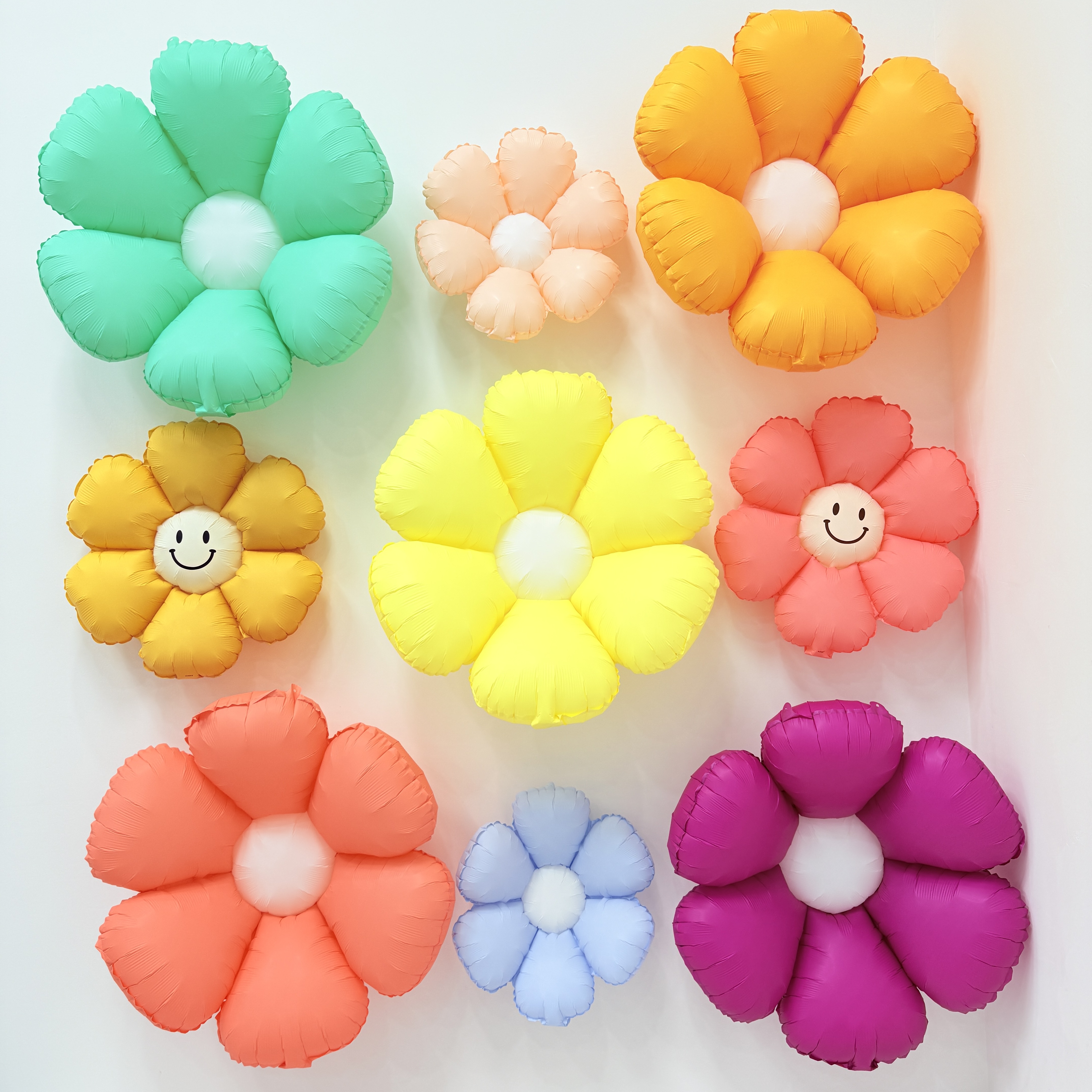 ins哑光小雏菊铝膜气球儿童生日派对笑脸糖果粉黄橙色太阳花气球