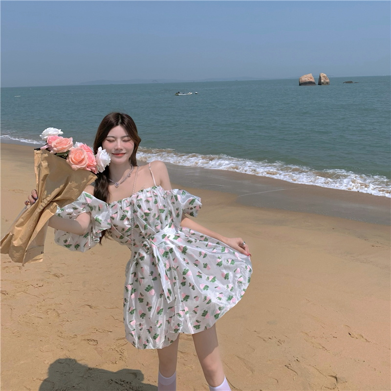 Real price real shot gentle wind one shoulder late summer rose embroidery bubble sleeve floral suspender waist dress