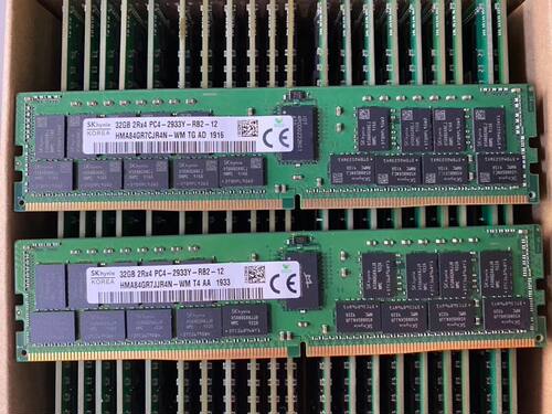 SK 海力士HMA84GR7DJR4N-WM 32G DDR4 PC4-2933Y RECC 服务器内存