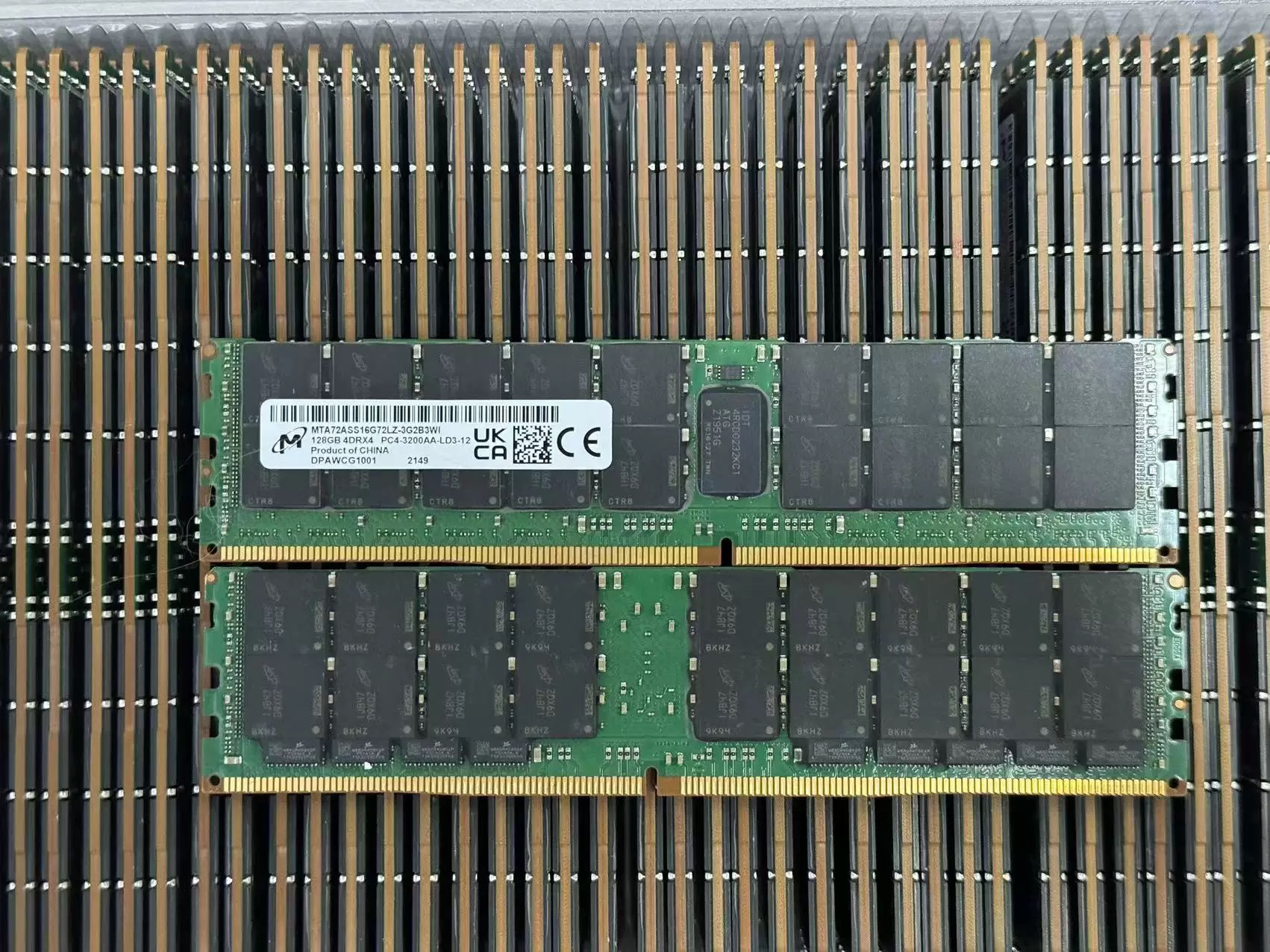 镁光MT 128G 4DRX4 PC4-3200AA服务器内存 MTA72ASS16G72LZ-3G2B3