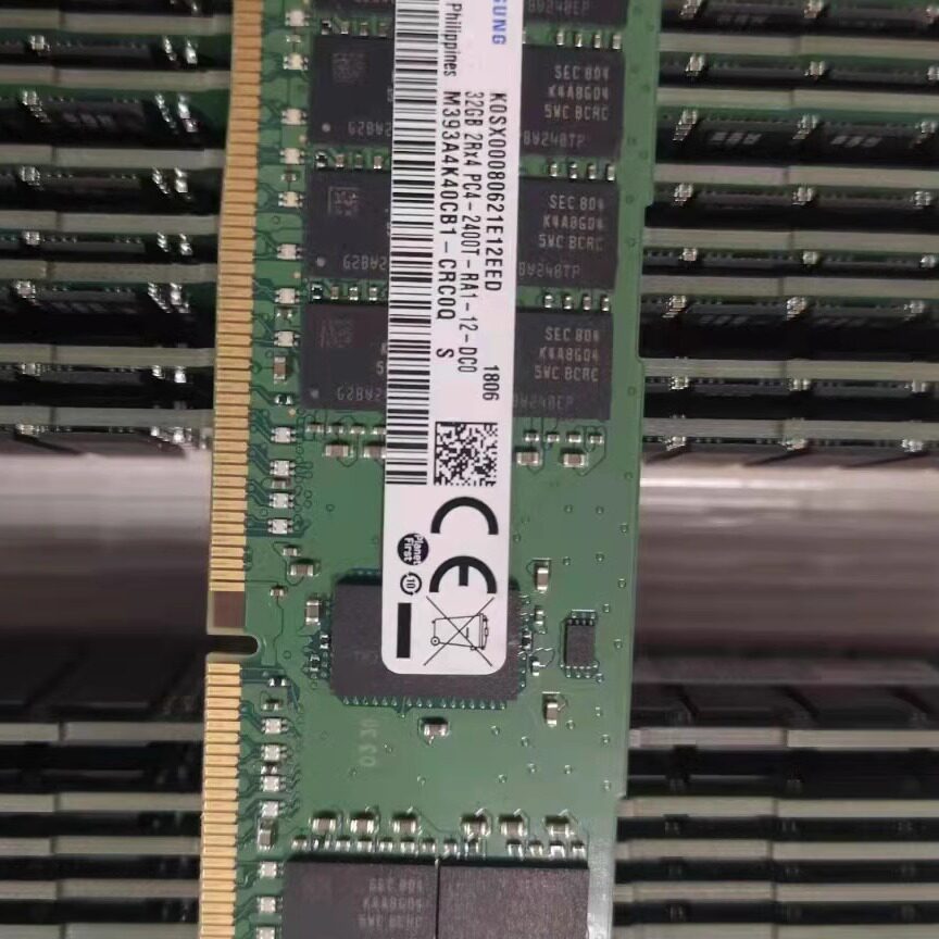 三星M393A4K40DB3-CWE 32G 2RX4 PC4-3200AA DDR4 RECC服务器内存