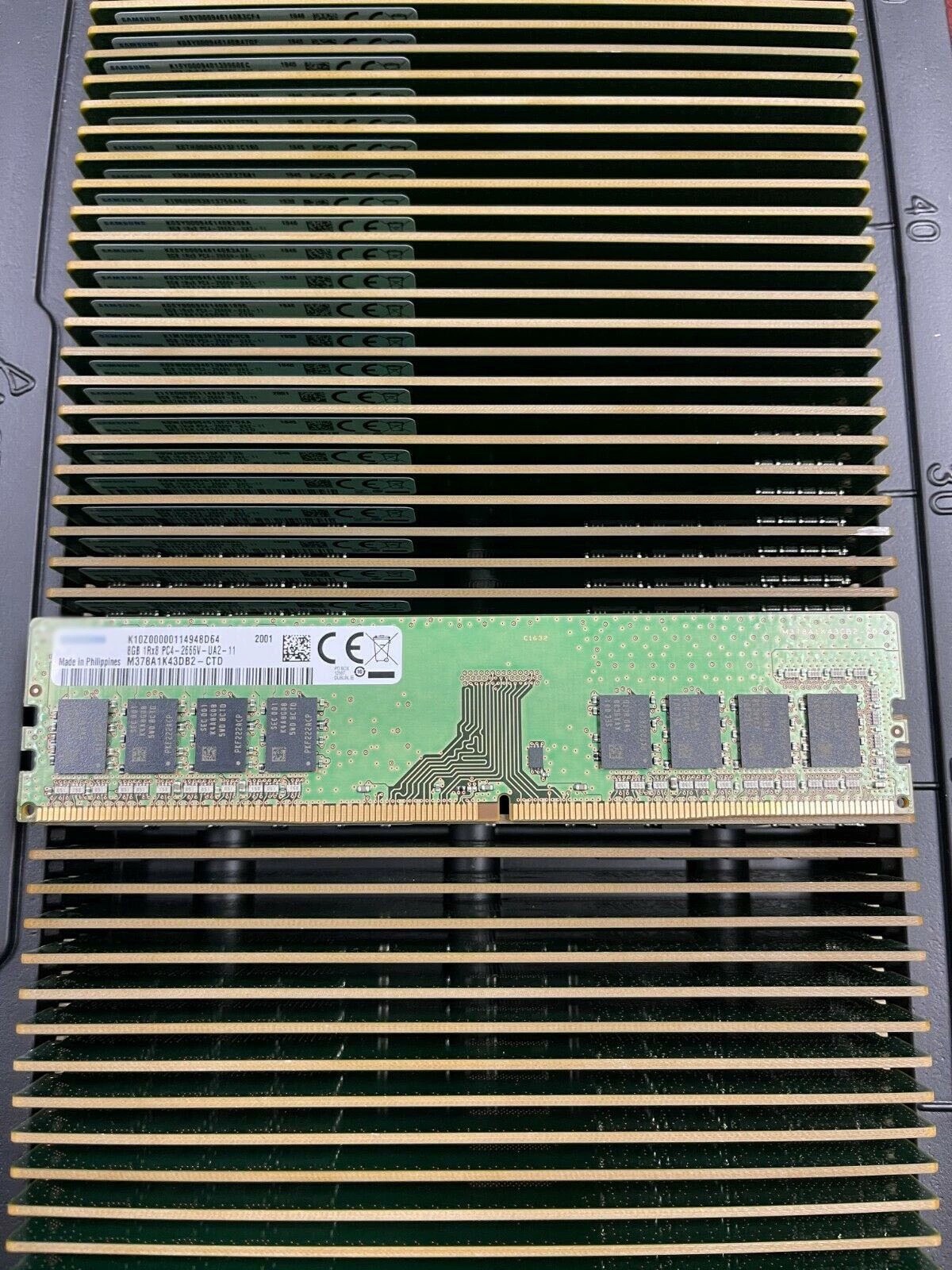 M378A1K43DB2-CTD三星8G 1RX8 PC4-2666V-UDIMM 2667 台式机内存