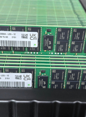 SK海力士 128G 4DRx4 PC4-3200AA-L 内存 HMABAGL7ABR4N-XN