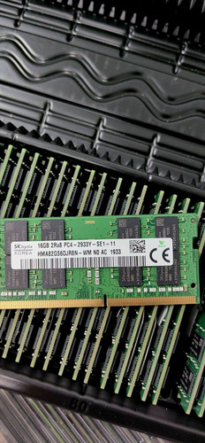 SK 海力士32G 2RX8 DDR4 2933 ECC 笔记本内存 HMAA4GS7AJR8N-WM