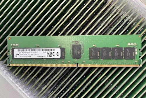 M393A4G43AB3-CVF三星 32G 2RX8 DDR4-2933Y ECC REG 服务器内存