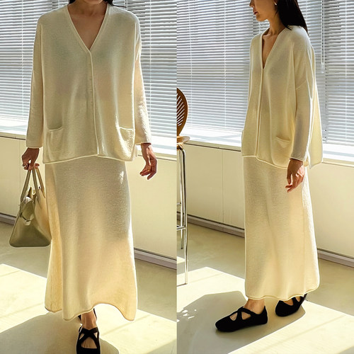 Plain Sight 意大利 顶*L*P黄金羊毛奶油白针织开衫&半裙