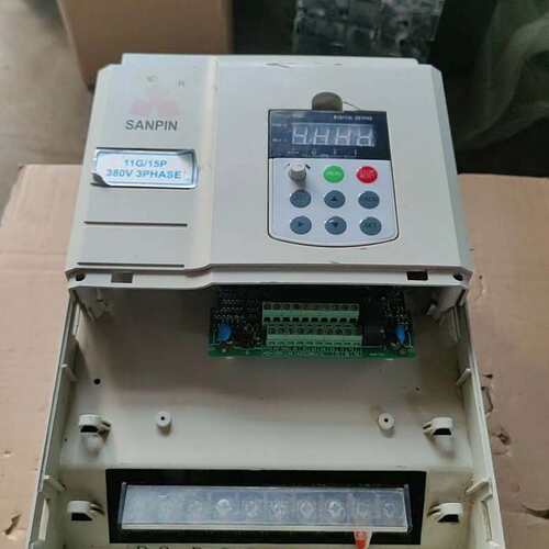 议价三品变频器 SANVC-4T0110G/P可维修