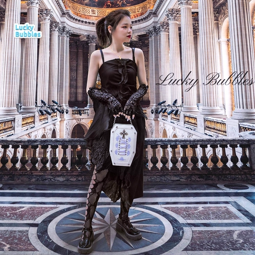 Время и космическая сумка гроб боли боли горячая девушка в ветер лолита закуски с едой личная сумка личная сумка готика