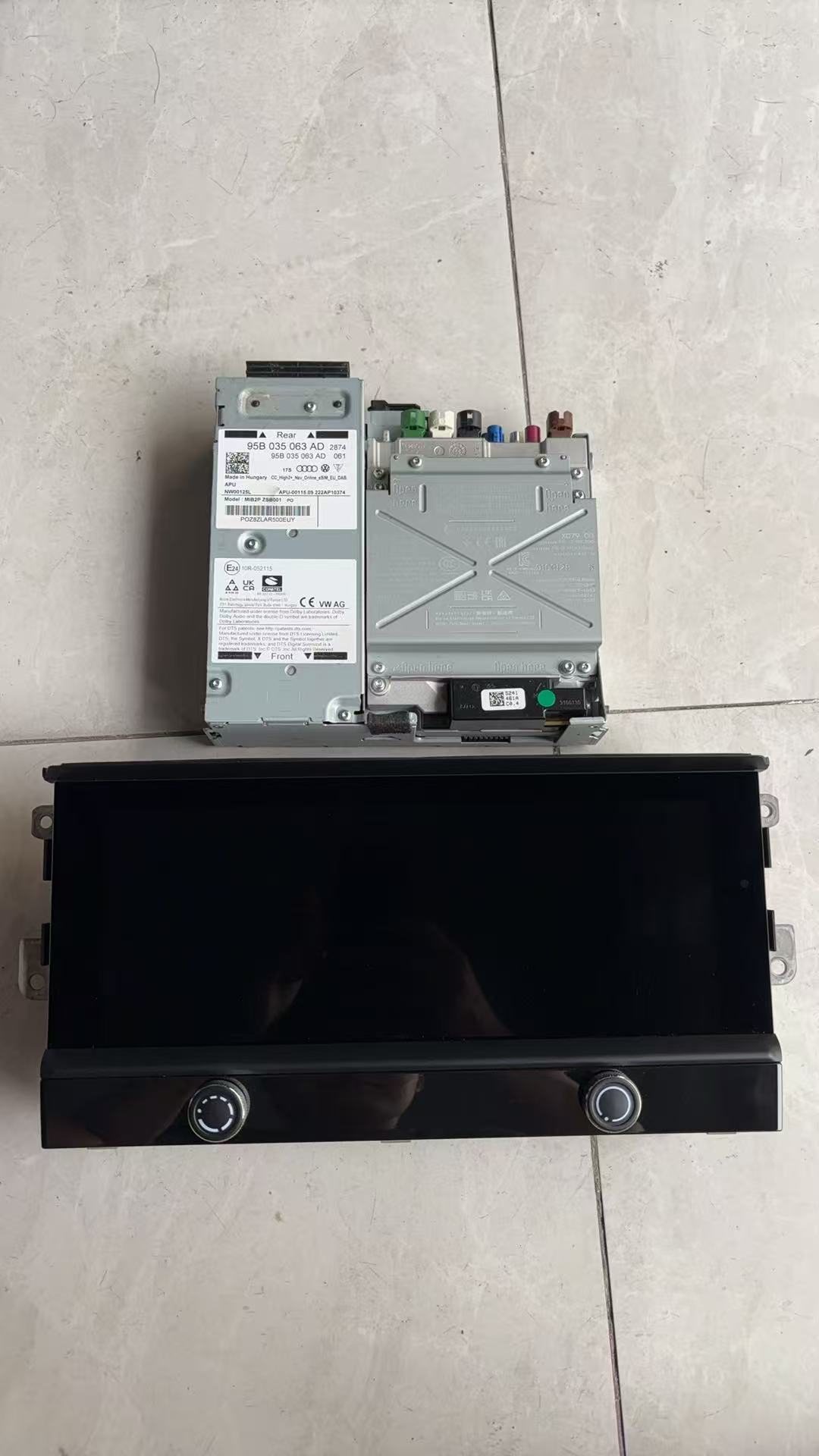 保时捷Macan 95B原装中控显示屏，12.3寸大屏，带导航功能拆车件