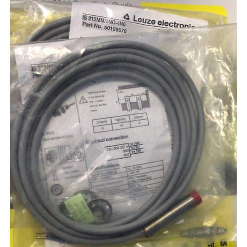 劳易测IS 218MM/2NO-8N0-S12电感式接近开关IS 218MM/4NO-8E0-S12