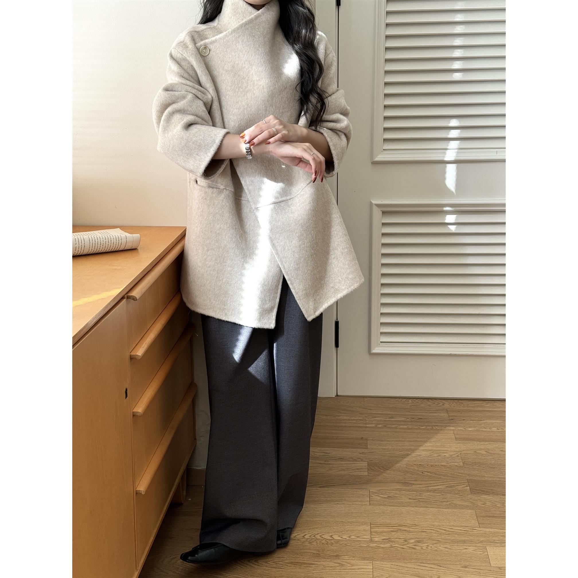 设计短款双面羊毛绒大衣女2025秋冬新款小个子高级感气质毛呢外套