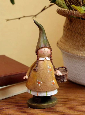 油画风格提篮花裙尖帽子