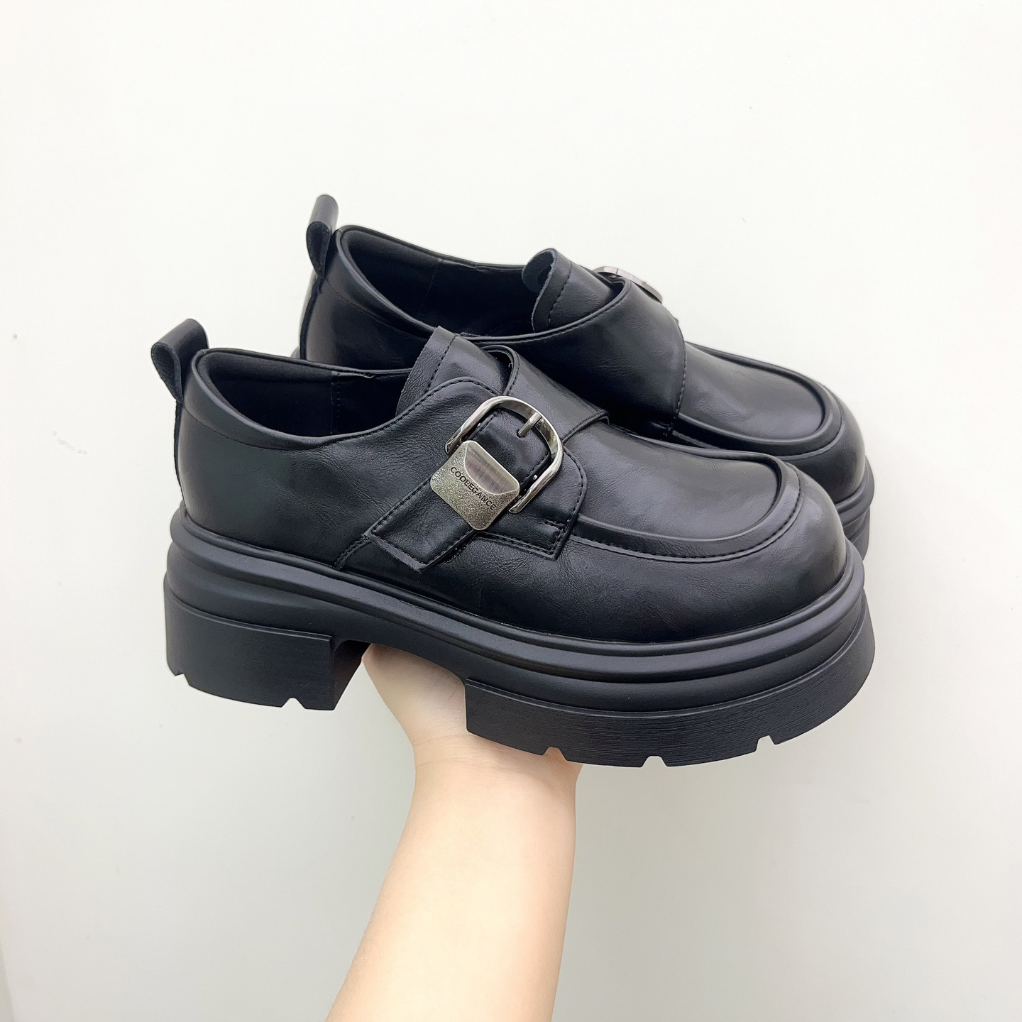 粗跟厚底乐福鞋女魔术贴小皮鞋