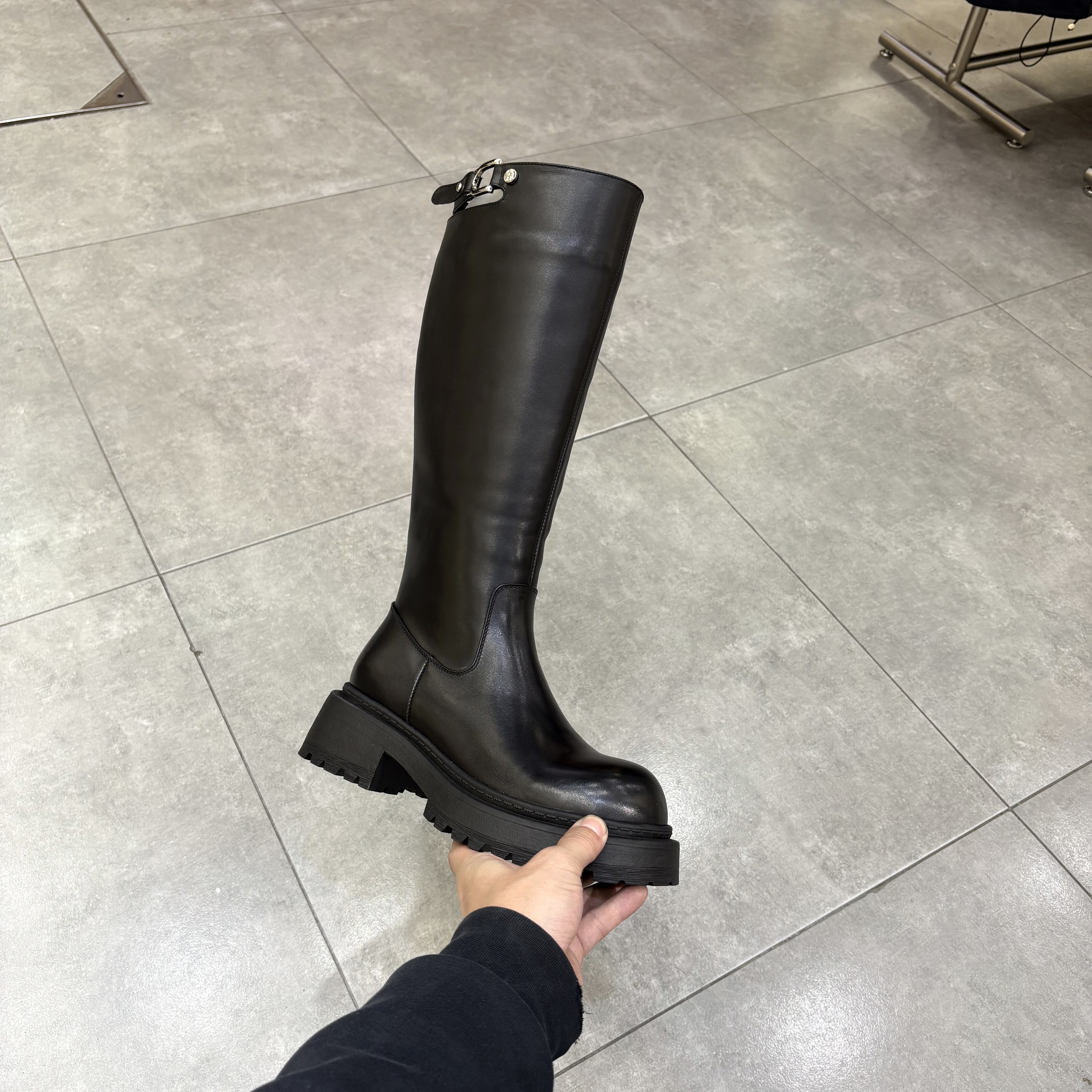 波斐高品质冬季新款长筒靴女骑士靴加棉厚底不过膝高筒靴