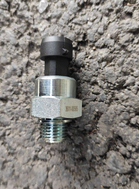 宇yt通客车校车ZK6679DX发动机机油压力传感器CA4DC2发动机传感器