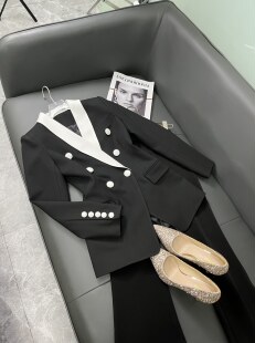 明星同款休闲时尚设计职场女性精英气质黑白碰撞欧式魅力女士西服