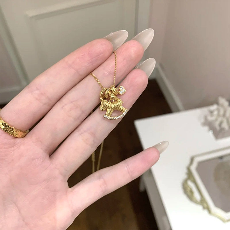 S925纯银摇摇马爱心跑环锁骨链贴合锁骨超显颈线，气质百搭