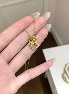 S925纯银摇摇马爱心跑环锁骨链贴合锁骨超显颈线，气质百搭