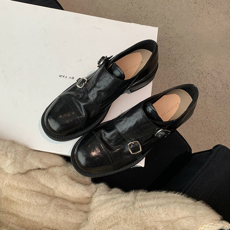 现货秒发~葡萄妈同款缩纹马皮双扣圆头粗跟百搭英伦风皮鞋女,女鞋,时尚休闲鞋,淘宝优惠券,粉丝福利购,淘宝优惠卷