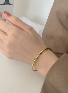 轻奢高级感女金色绿锆石手镯