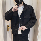 黑色