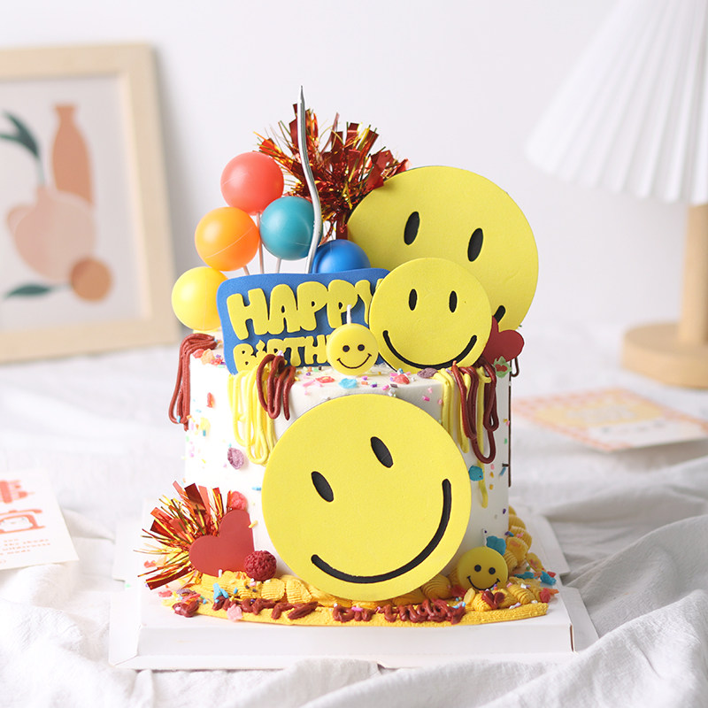 网红ins小黄脸表情蛋糕装饰摆件emoji复古风笑脸烘焙装饰摆件插件