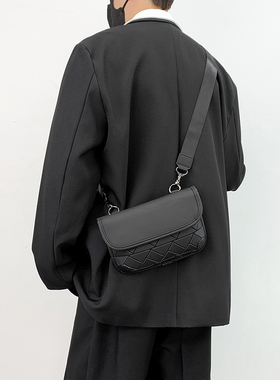 觅旧潮牌斜挎包男皮质小包高级感通勤包包休闲背包男士单肩包6282