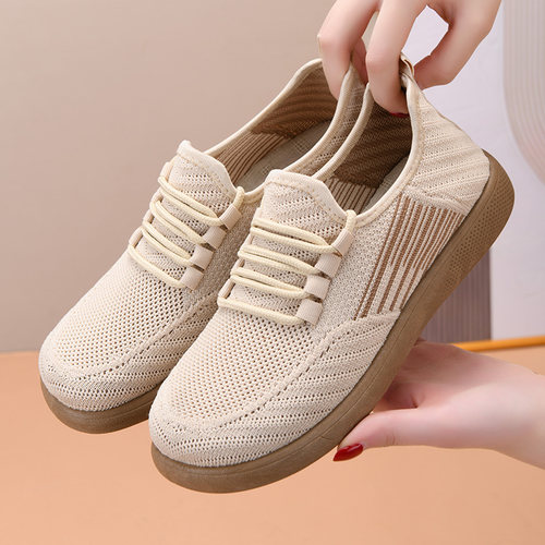 春秋老北京布鞋女新款软底透气妈妈鞋轻便舒适休闲鞋女士防滑单鞋