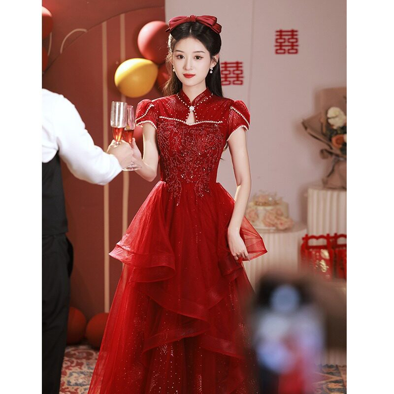 春夏季新娘敬酒喜庆红色婚纱轻奢高级感中式礼服连衣裙女