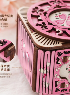 木质DIY拼装旋转八音盒