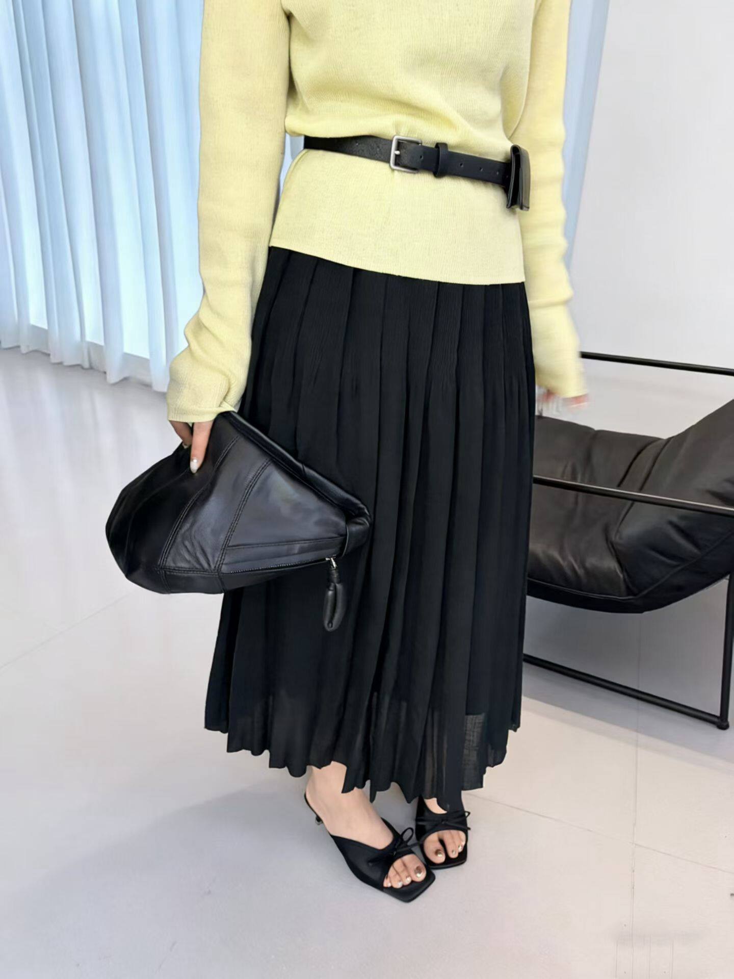 2026春款新品韩系简约百褶裙气质高腰垂坠感松紧半身裙